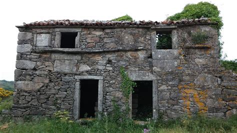 Fotos gratis campo edificio pared pueblo cabaña abandonado