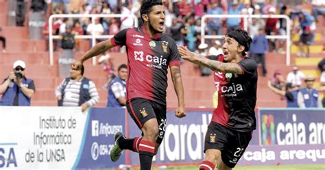 Melgar Fbc Fuera De Casa Ganó 3 1 A Ayacucho Fc Por El Torneo De Verano