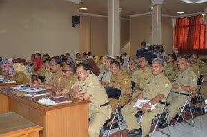 Foto Kegiatan Bupati Cirebon Buka Sosialisasi Peraturan Perundang