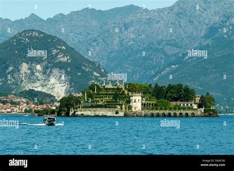 Stresa lake maggiore hi-res stock photography and images - Alamy