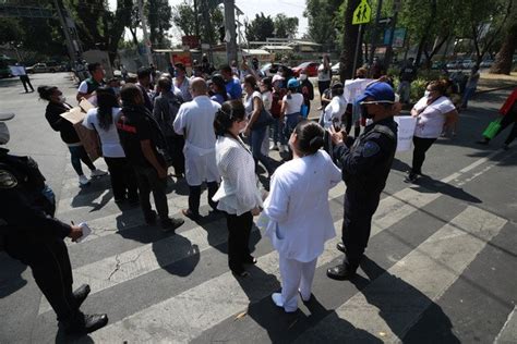 La Jornada Trabajadores Del Imss Protestan Por Falta De Insumos Y