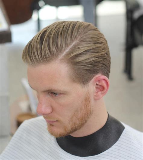 Coupe De Cheveux Homme Raie Sur Le Cote Coupe Pour Homme