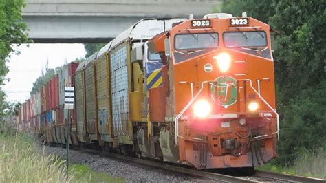 CN 3023 EJ E Heritage Unit Leads CN Intermodal With Ex CITI Rail ES44AC