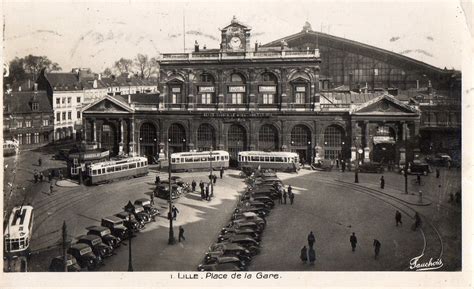 Lille Lille Place De La Gare Carte Postale Ancienne Et Vue D Hier