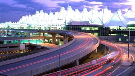 The Different Parking Options at the Denver International Airport ...