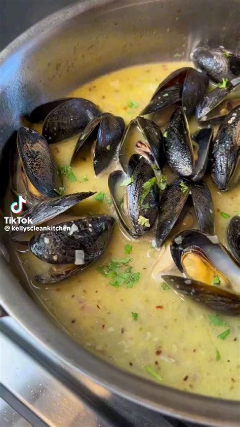 Mussels In Lemon Garlic Butter Sauce Artofit