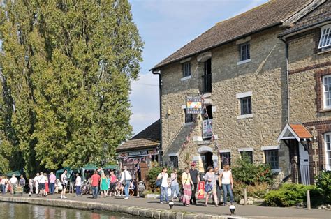 Canal Museum at Stoke Bruerne - Great British Boating