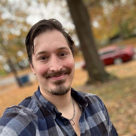 Beloved Soap Star Delivers Powerful Speech At NAACP Convention - Parade