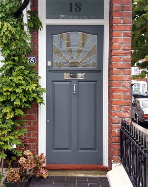 Gorgeous Front Door Colors For A Red Brick House In