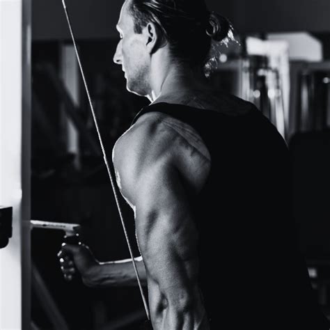 Workout Guide: Powerlifting Tricep Workout | SBD Ireland – SBD Apparel ...