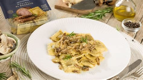 Ravioli Al Brasato Con Cipolla E Funghi Fini Modena Youtube