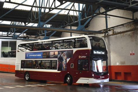 Lothian Buses 679 SJ71HKU Lothian Buses Volvo B5TL Flickr