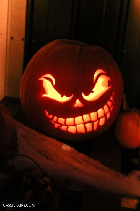 halloween-pumpkin-carving-inspiration-ideas-tips-diy-project-8 | My ...