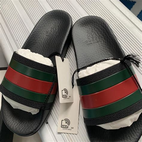 Kids GUCCI rubber slides Size UK13 Style ‎503220... - Depop