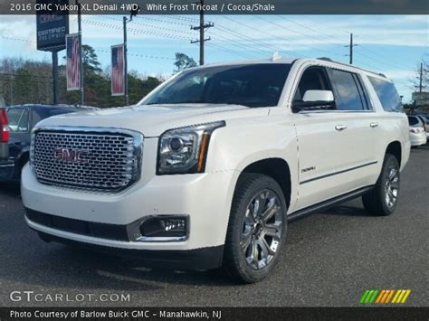 White Frost Tricoat 2016 GMC Yukon XL Denali 4WD Cocoa Shale