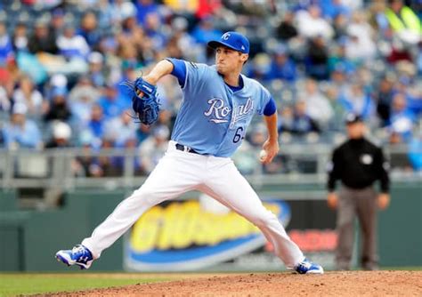 Matt Strahm - Career, MLB, Personal Life, Stats & Net Worth - Players Bio