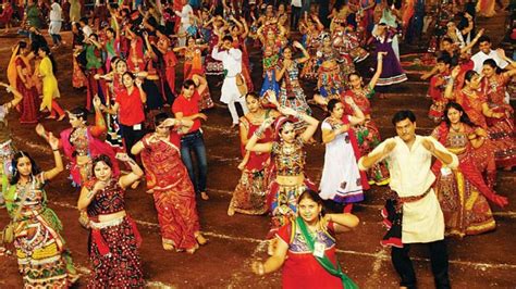 Dandiya Garba Was Celebrated In Jamshedpur 800 People Performed