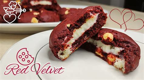 Galletas Red Velvet Con Chispas Y Relleno De Queso Crema Perfectas