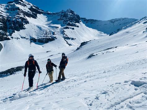 Heli-Skiing at Valle Nevado in Chile - Dave's Travel Corner