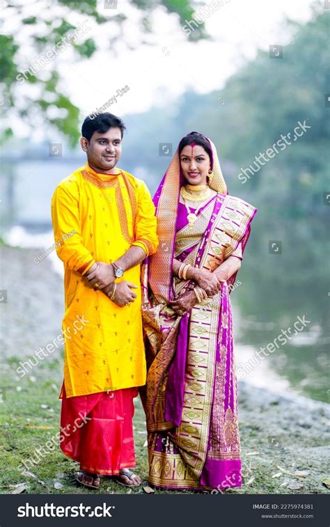 Happy Indian Bride Groom Traditional Wedding Stock Photo 2275974381