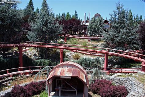 Gilroy Gardens