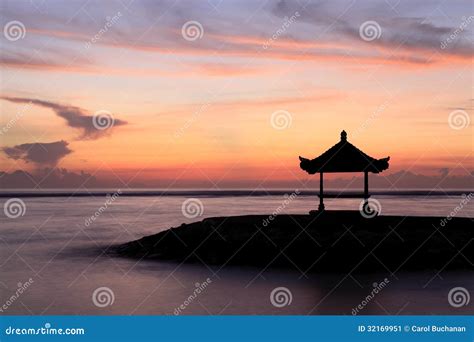 Alvorecer Em Sanur Bali Imagem De Stock Imagem De Costa 32169951