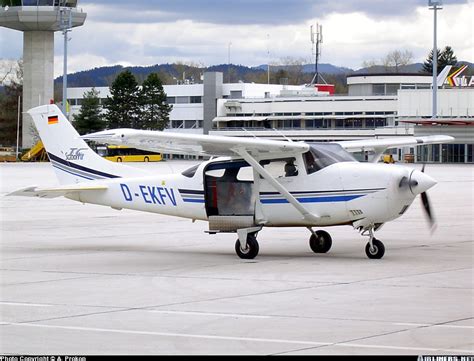 Cessna 206 - Untitled | Aviation Photo #0562762 | Airliners.net