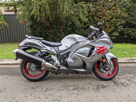 Guide to Buying a Suzuki Hayabusa (Used or New) | Motofomo