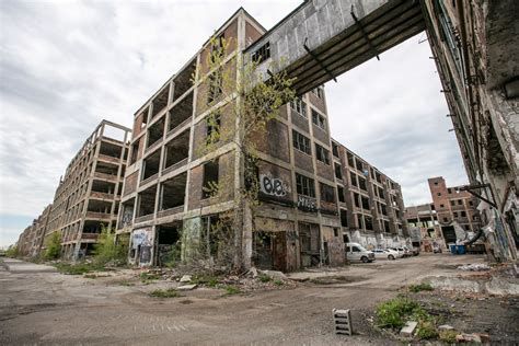 Photos: Visiting the Packard Plant before the official groundbreaking - Curbed Detroit