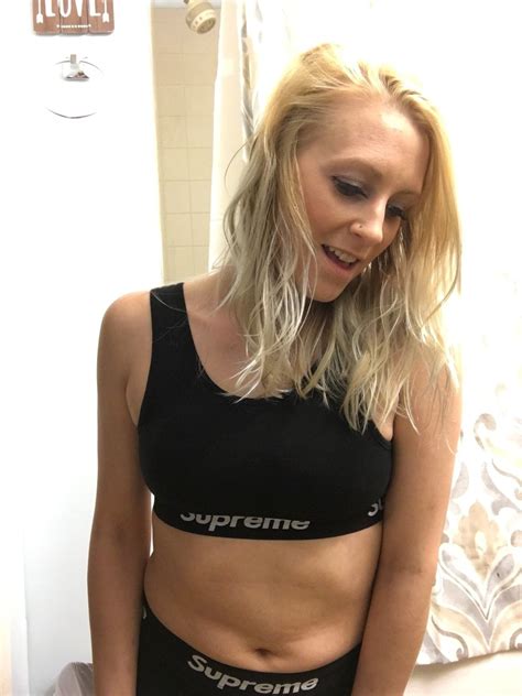 Pay Venus Performed By Pay Venus XXX Porn Pics CoedCherry