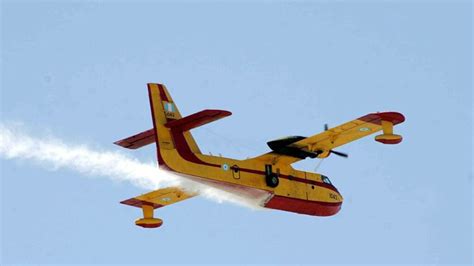 Firefighting Plane Crashes In Greece Fire Brigade Neos Kosmos