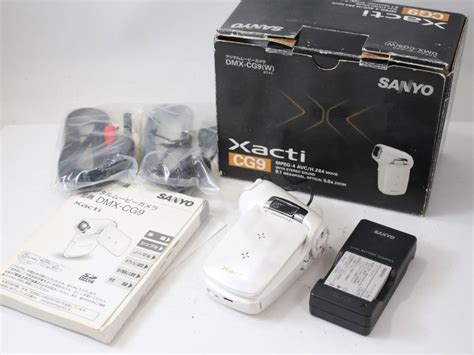 【やや傷や汚れあり】【希少元箱付き良品動作品】サンヨー Sanyo Xacti Dmx Cg9 Mpeg 4 ザクティ デジタルビデオ