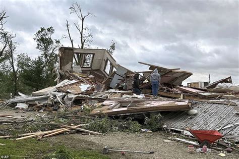 Incredible Iowa Footage Shows Deadly Destruction Of Tornadoes