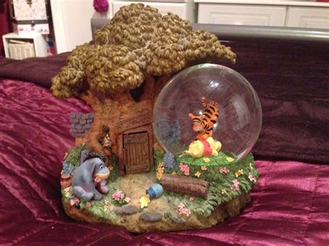 Winnie The Pooh Snow Globe From Disneyland Paris Water Globes Snow