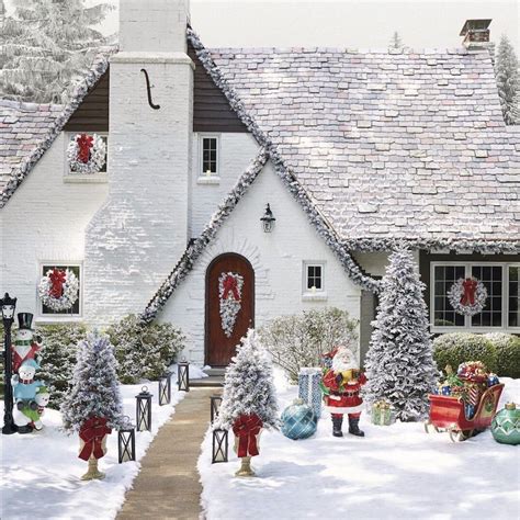 15 Christmas House Decor Ideas For Outside