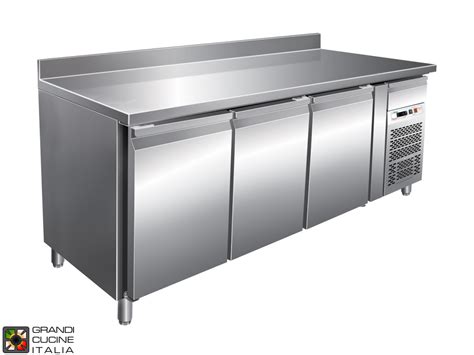 Refrigerated Counter Gn With Ventilated Refrigeration With