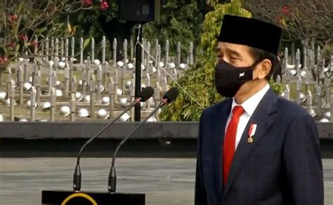 Jokowi Resmi Anugerahi Gelar Pahlawan Nasional Untuk Tokoh Ini Daftarnya