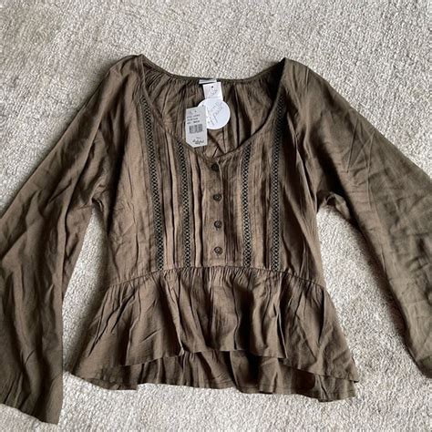 Patrons Of Peace Tops Nwt Patrons Of Peace Olive Green Boho Top