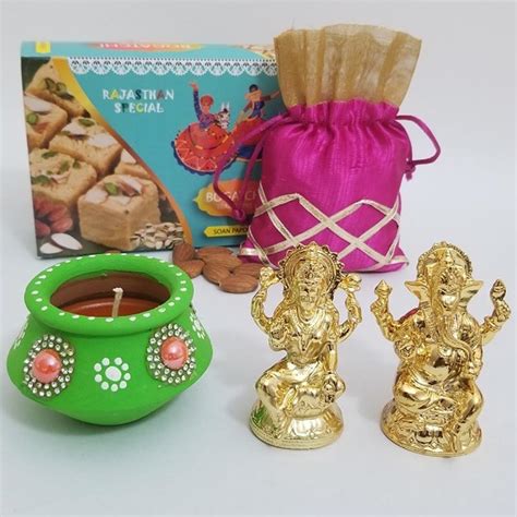 Send Perfect Diwali Hamper Online DW23 111477 Giftalove