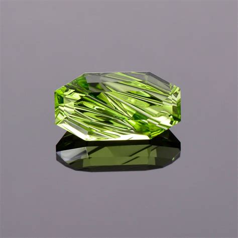 SPRING SALE! Fantastic Green Peridot Gemstone from Pakistan, 2.65 cts ...