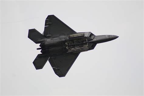 The F 22 Raptor At The Scott Airforce Base Airshow [album] R Warplaneporn