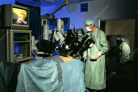 Robotic heart surgery - Stock Image - M560/0418 - Science Photo Library