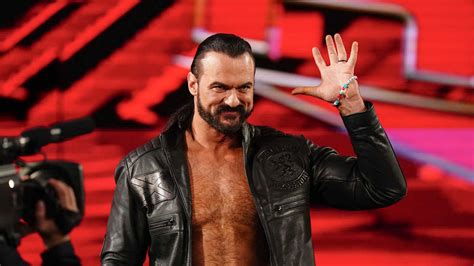 Celtic Fan Sends Message To Drew McIntyre Live On WWE Smackdown The