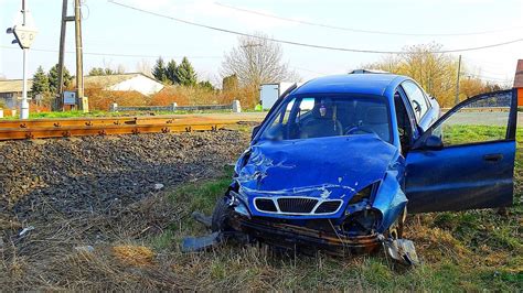 Delmagyar Vonat S Aut Karambolozott Szentesen Gal Ria