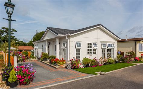 Residential Park Homes For Sale In Hampshire Oaktree Park