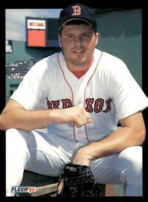 1992 Fleer Roger Clemens Baseball Card Roger Clemens Boston Red Sox 3