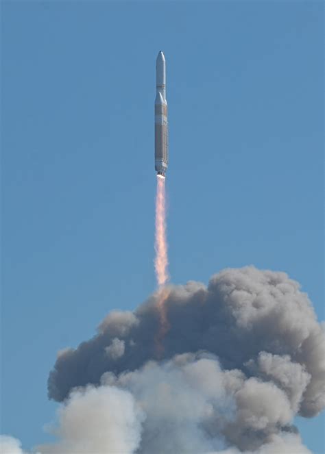 Vandenbergs Final Delta Iv Heavy Launched Today Vandenberg Space