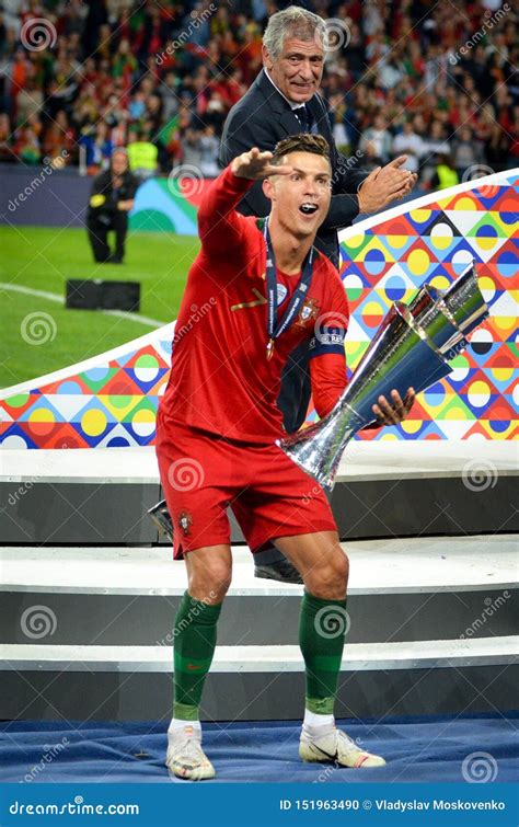 Porto Portuglal June 09 2019 Portugal S Cristiano Ronaldo And Team