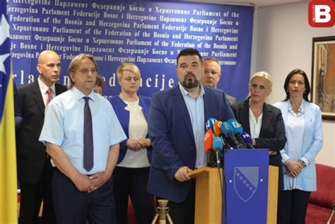 Press Zastupnika Demokratske Fronte Rukovodstvo Parlamenta Fbih Treba