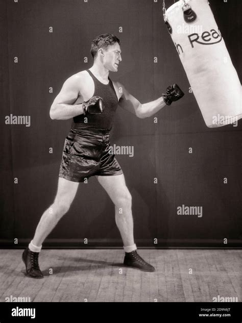 Vintage Boxer Men Hi Res Stock Photography And Images Alamy